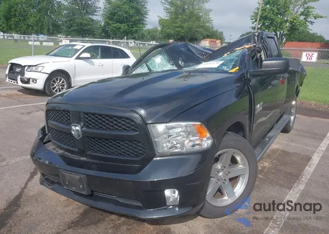 2017 Ram 1500 Express 4X4 6'4 Box из США, поврежденный, VIN 1C6RR7FG9HS667389
